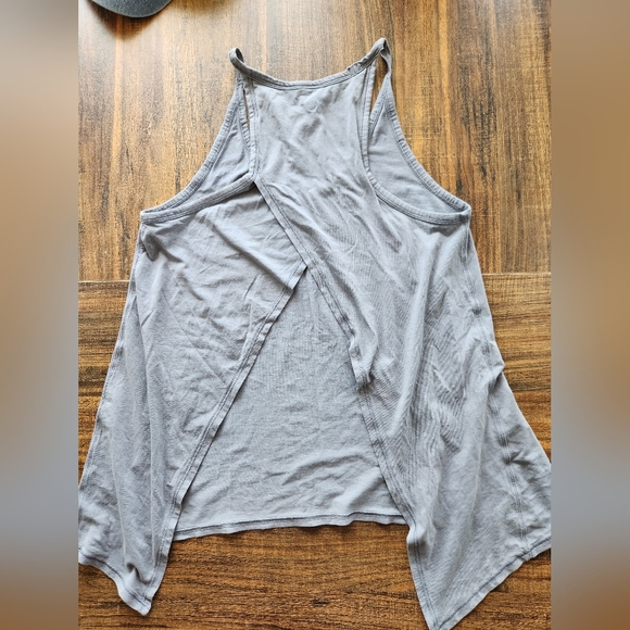 lululemon athletica Tops - Lululemon Open-Back Tank Top - Size XS - Small